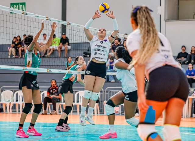 Napoli vence Mampi e segue firme no Estadual de Vôlei